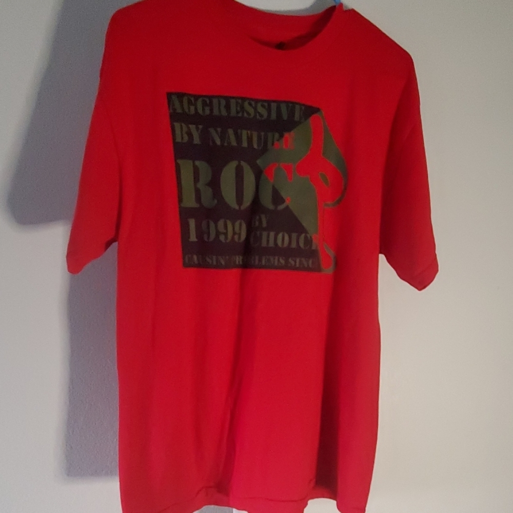 Men's Rocawear shirt